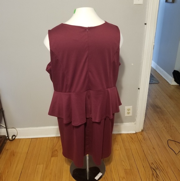 Peplum Dress - Picture 2 of 4